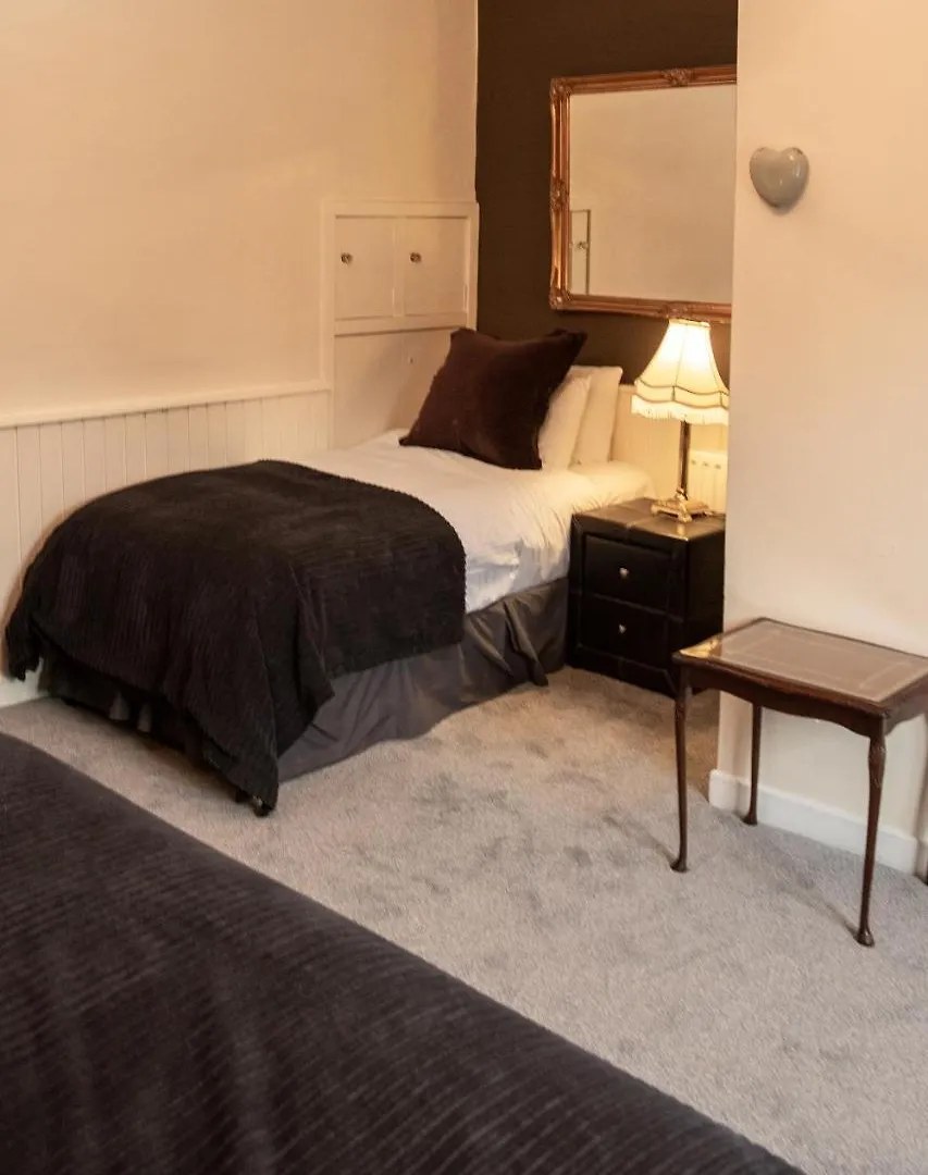Aaron Court B&B Dublin