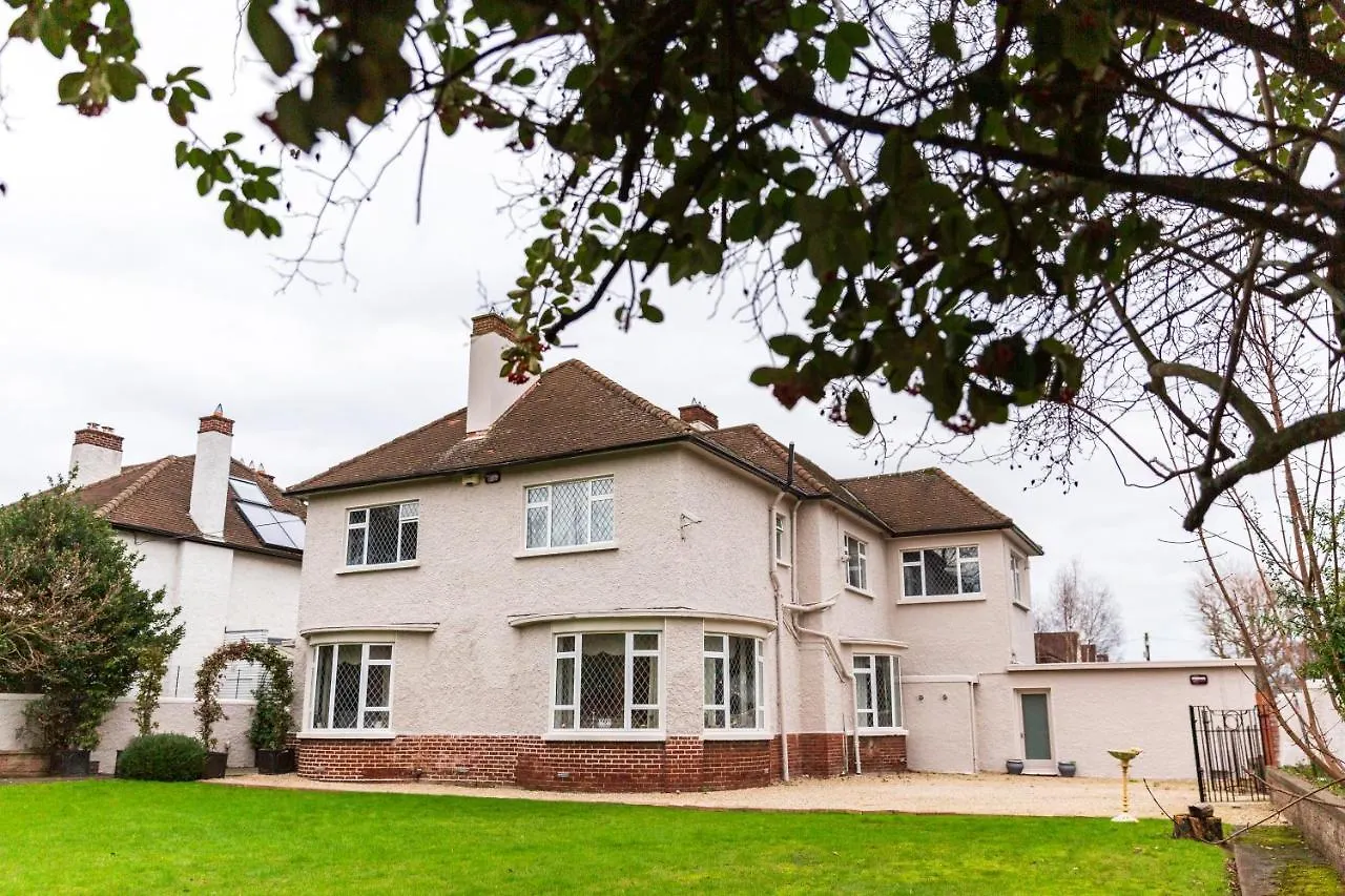 Aaron Court B&B Dublin