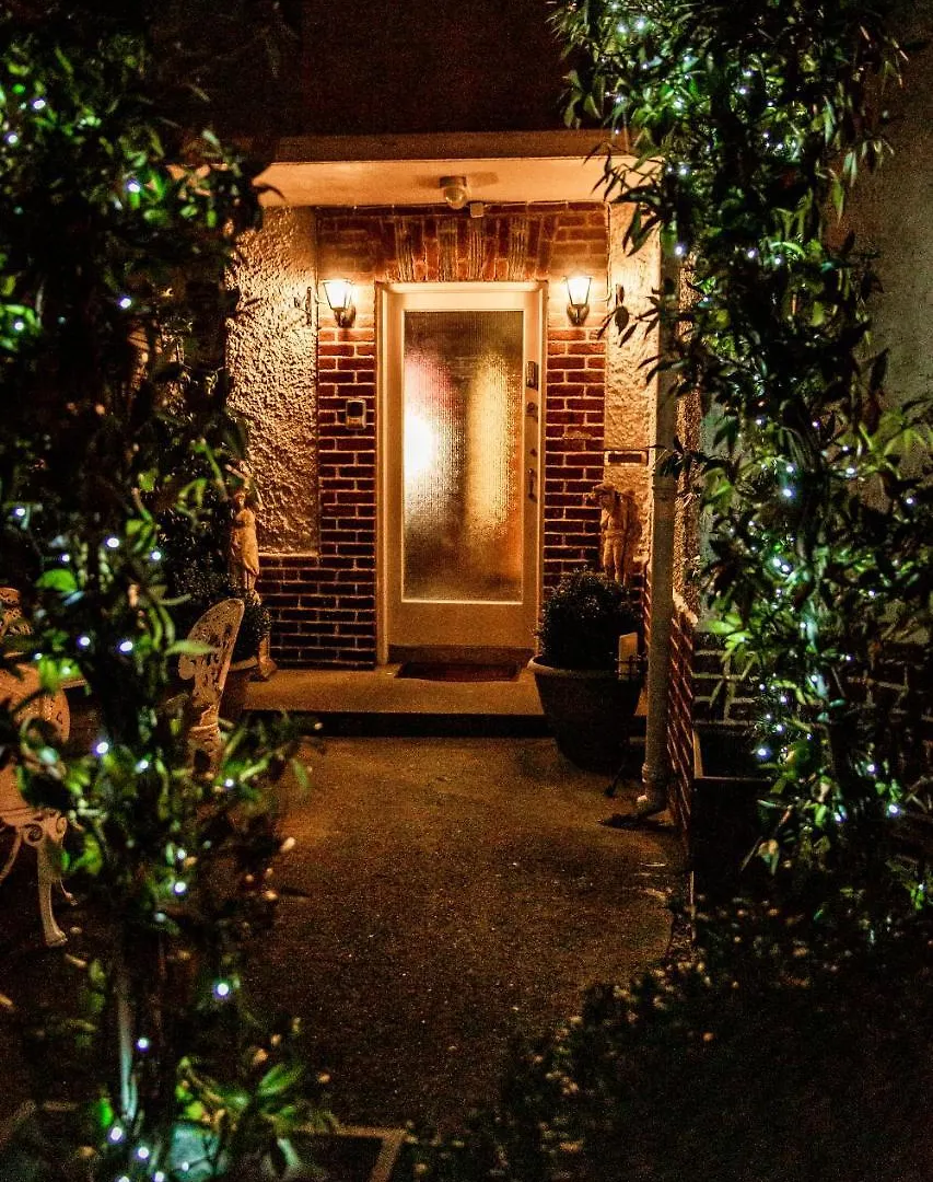 Aaron Court B&B Dublin
