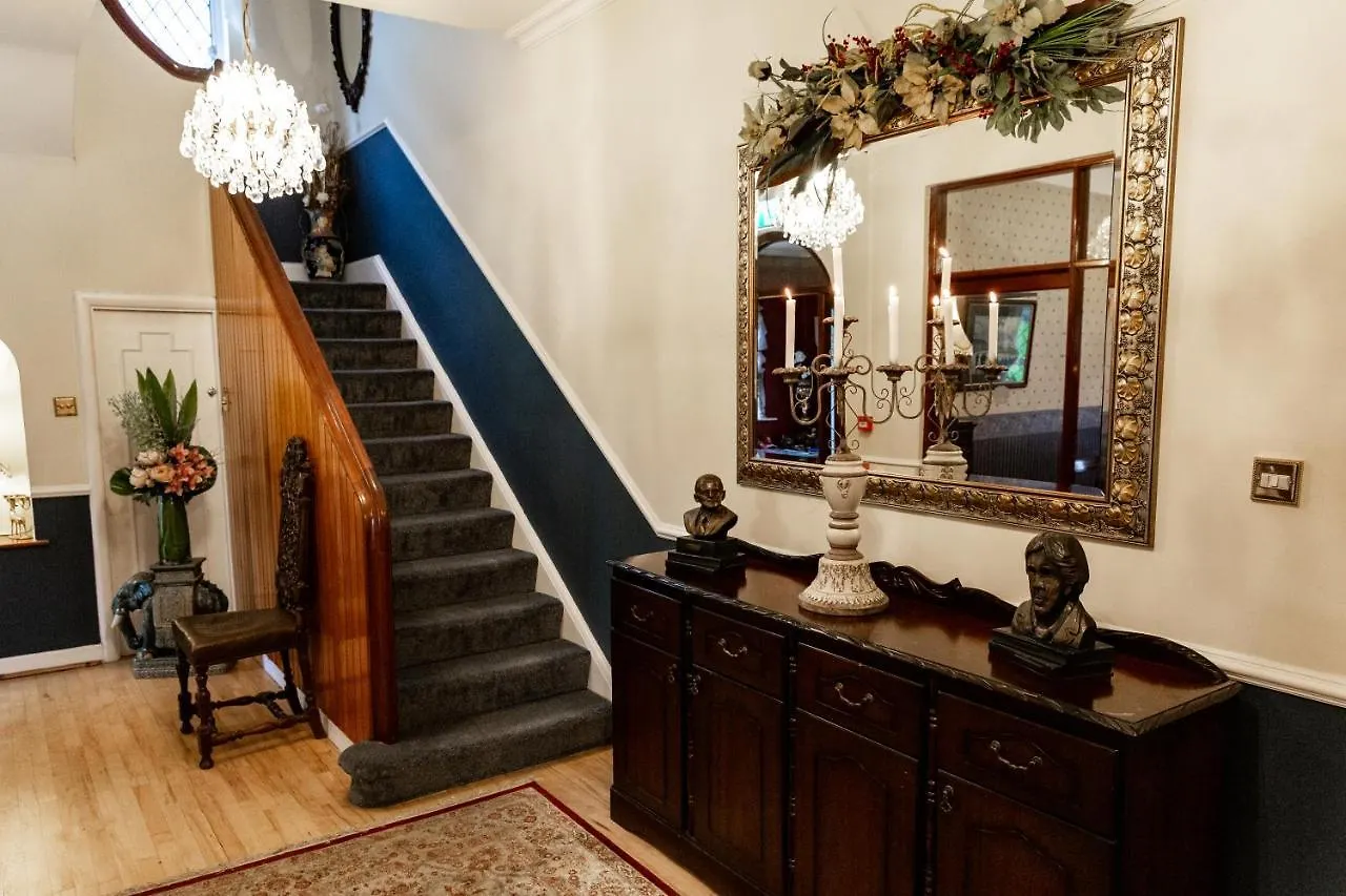 Aaron Court B&B Dublino 3*,  Irlanda